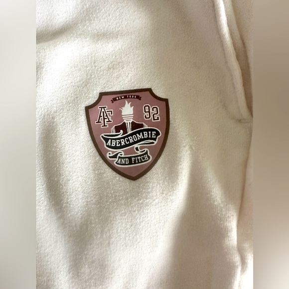 Abercrombie kids size 11/12 girls white sweatpants with logo - Picture 3 of 5